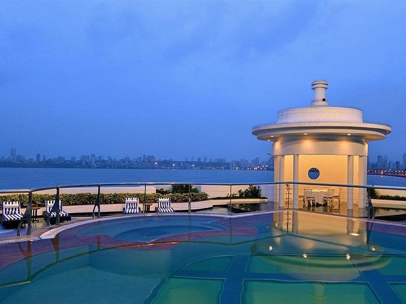 Hotel Marine Plaza Мумбай Екстериор снимка